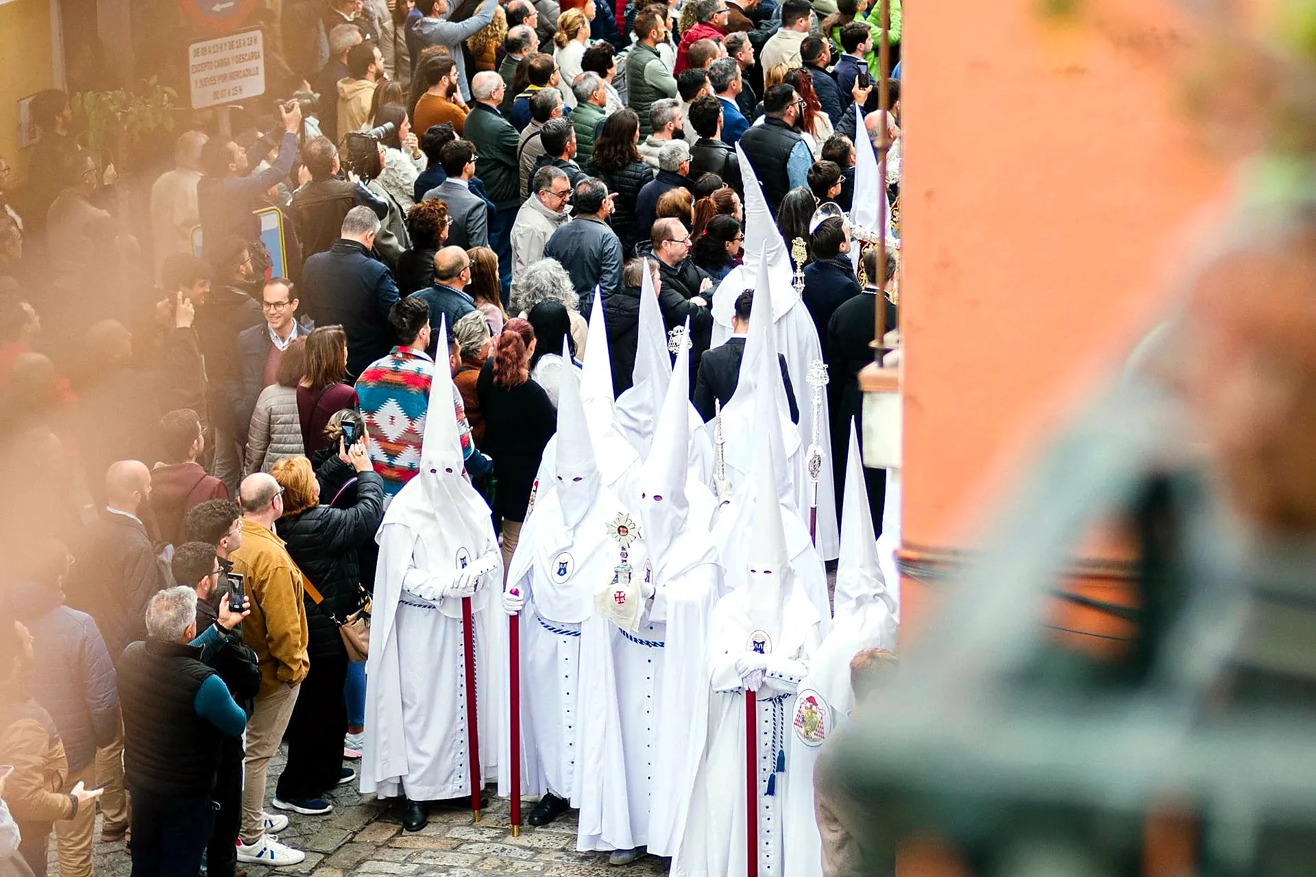 Semana Santa Seville what it is Holy Week atmosphere procession