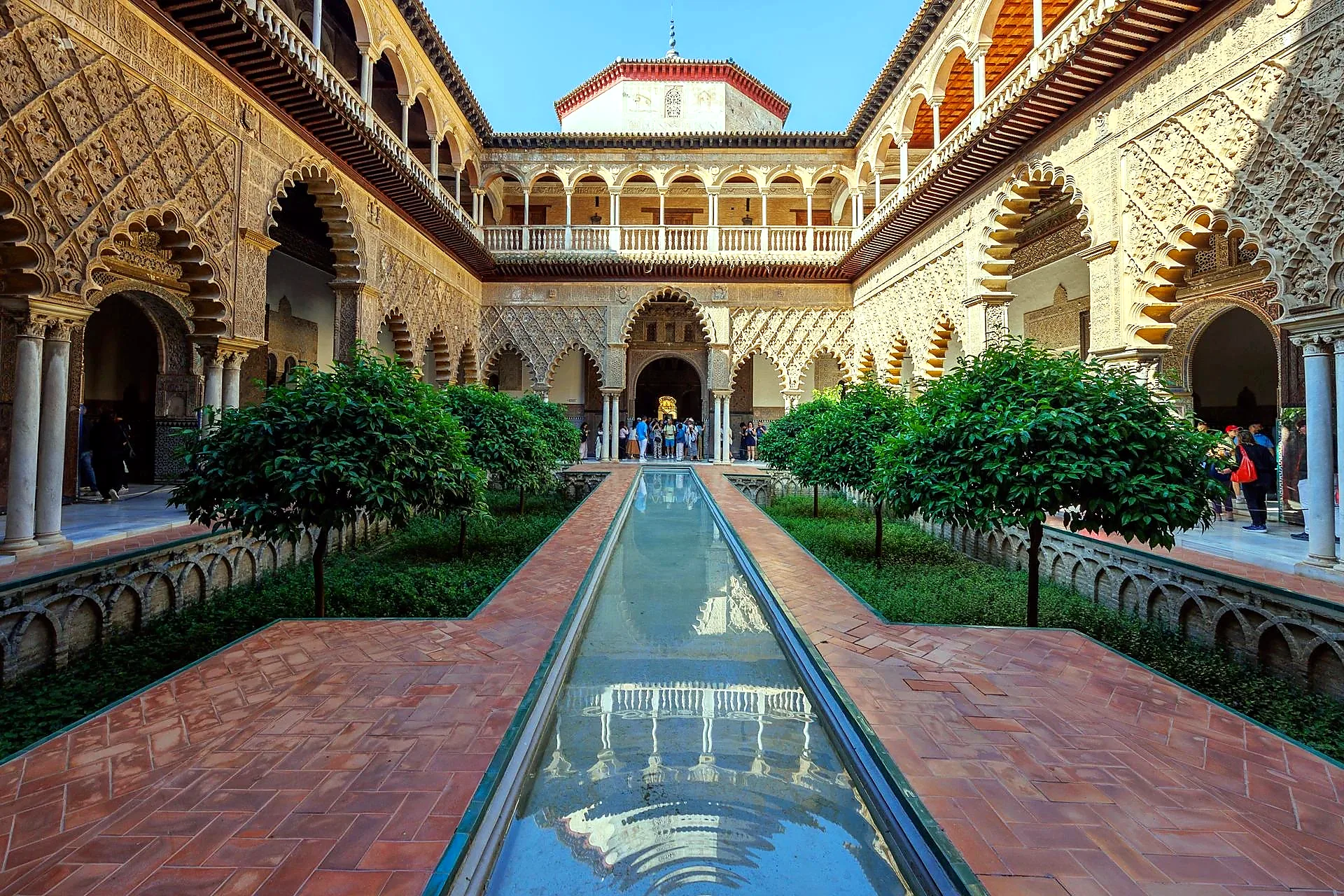 Alcazar family visit seville practical logistics patio crucero