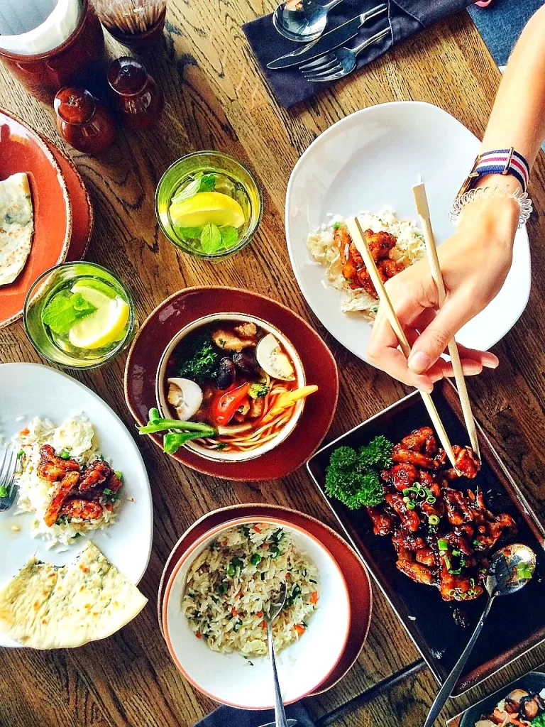 Tapas Tours and Food Experiences in Seville 2026: Best Tours, Markets and Where to Eat
