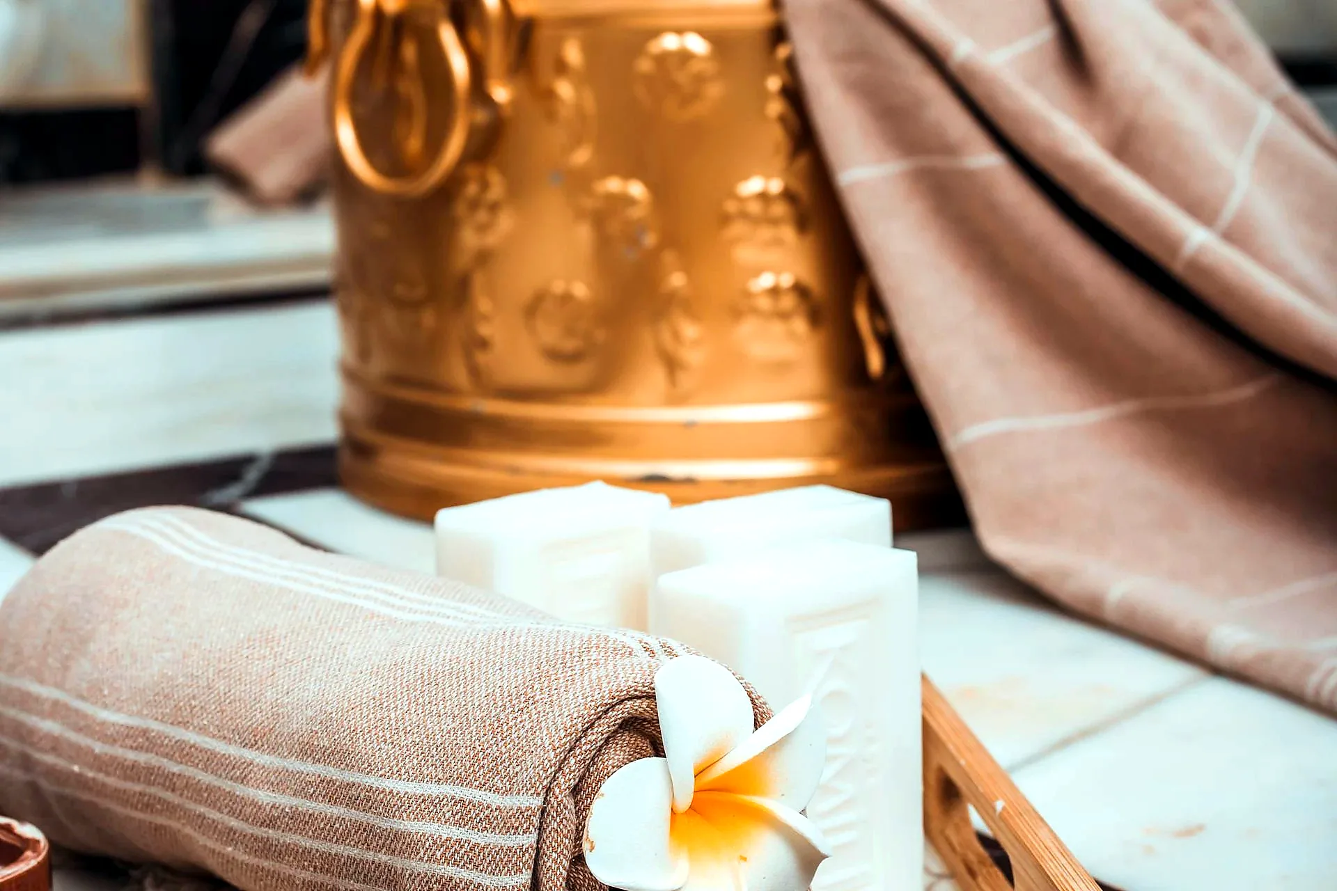 Aire Ancient Baths Seville candlelight ambiance